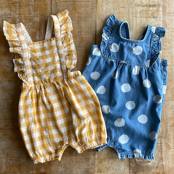 Carter's Other - Carter’s baby girl romper set size 9m